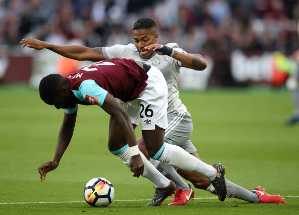 英超名将阿 英超名将阿