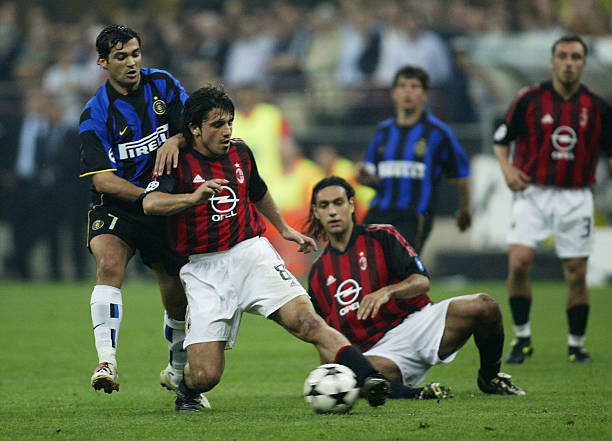 获胜功臣当 获胜功臣当